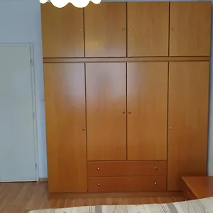  Apartment Family